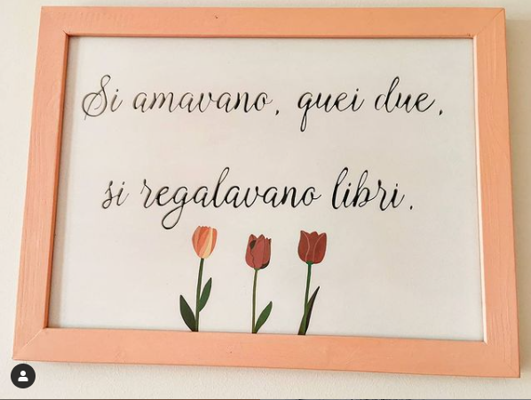 Si amavano, quei due, si regalavano libri. Si amavano, quei due, si regalavano libri.